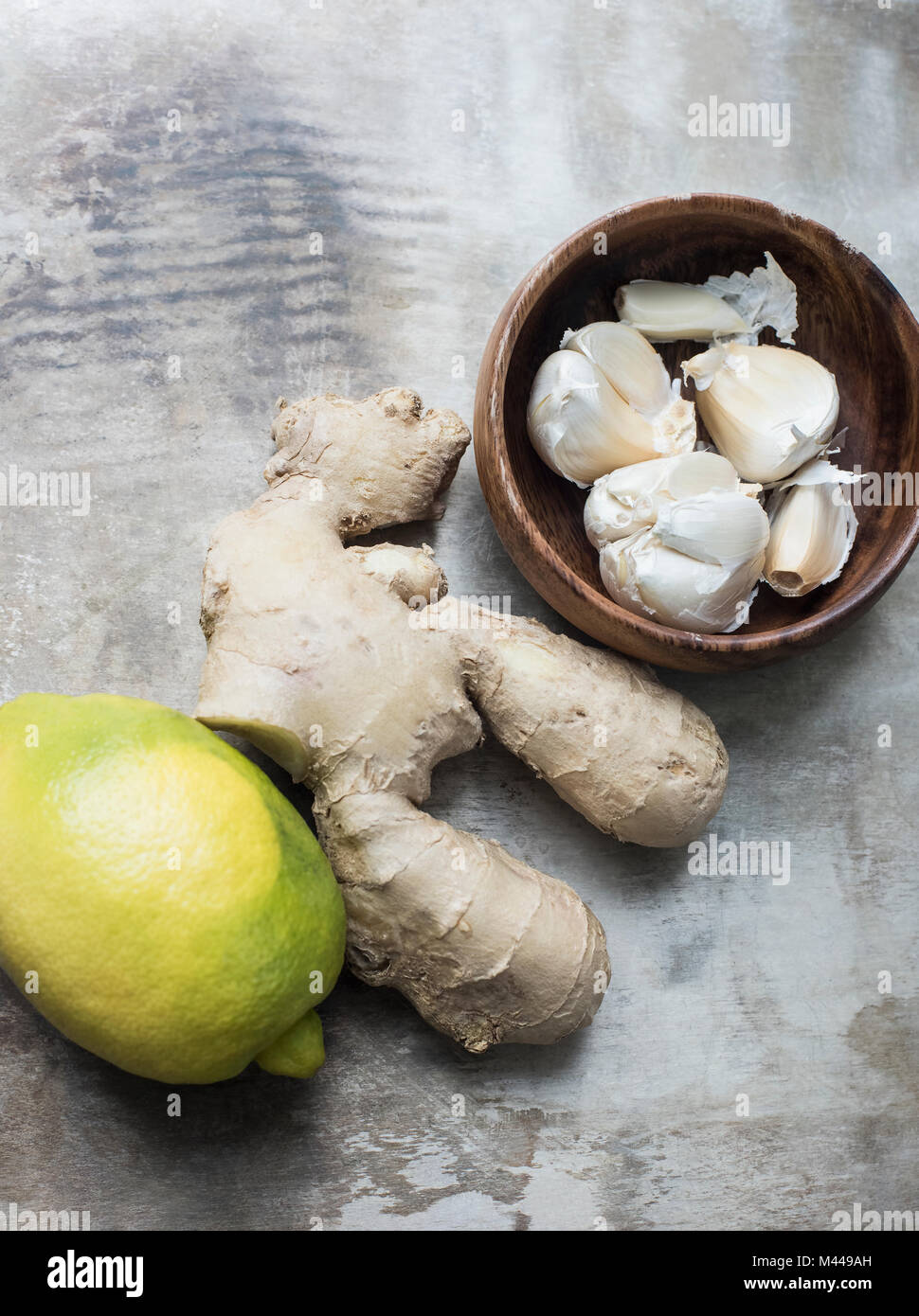 Garlic roots hires stock photography and images Alamy