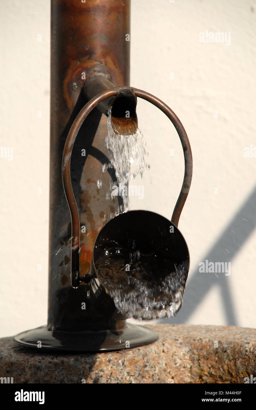 Bucket and water Stock Photo - Alamy