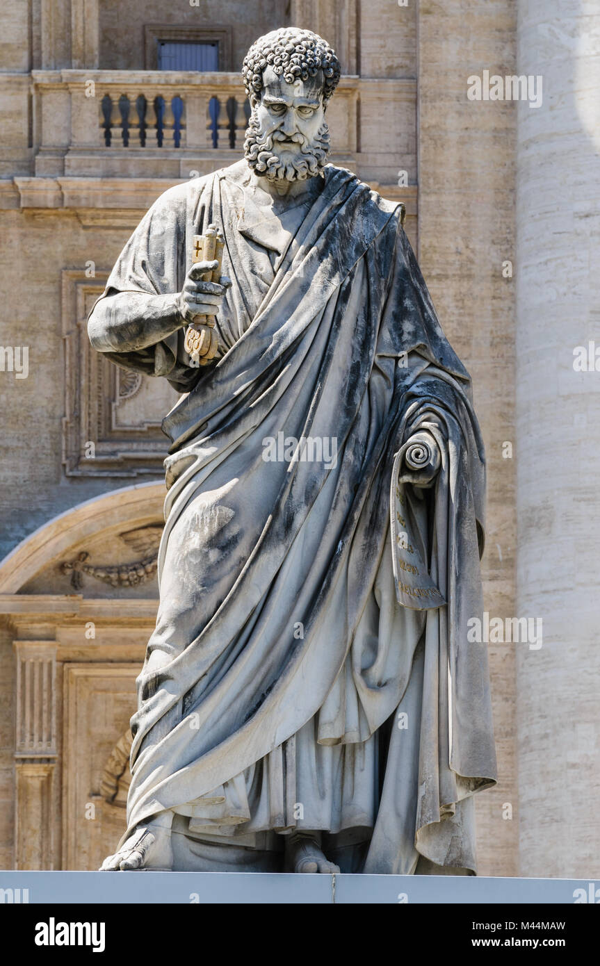 Saint Peter statue, Vatican city, Rome Stock Photo Alamy