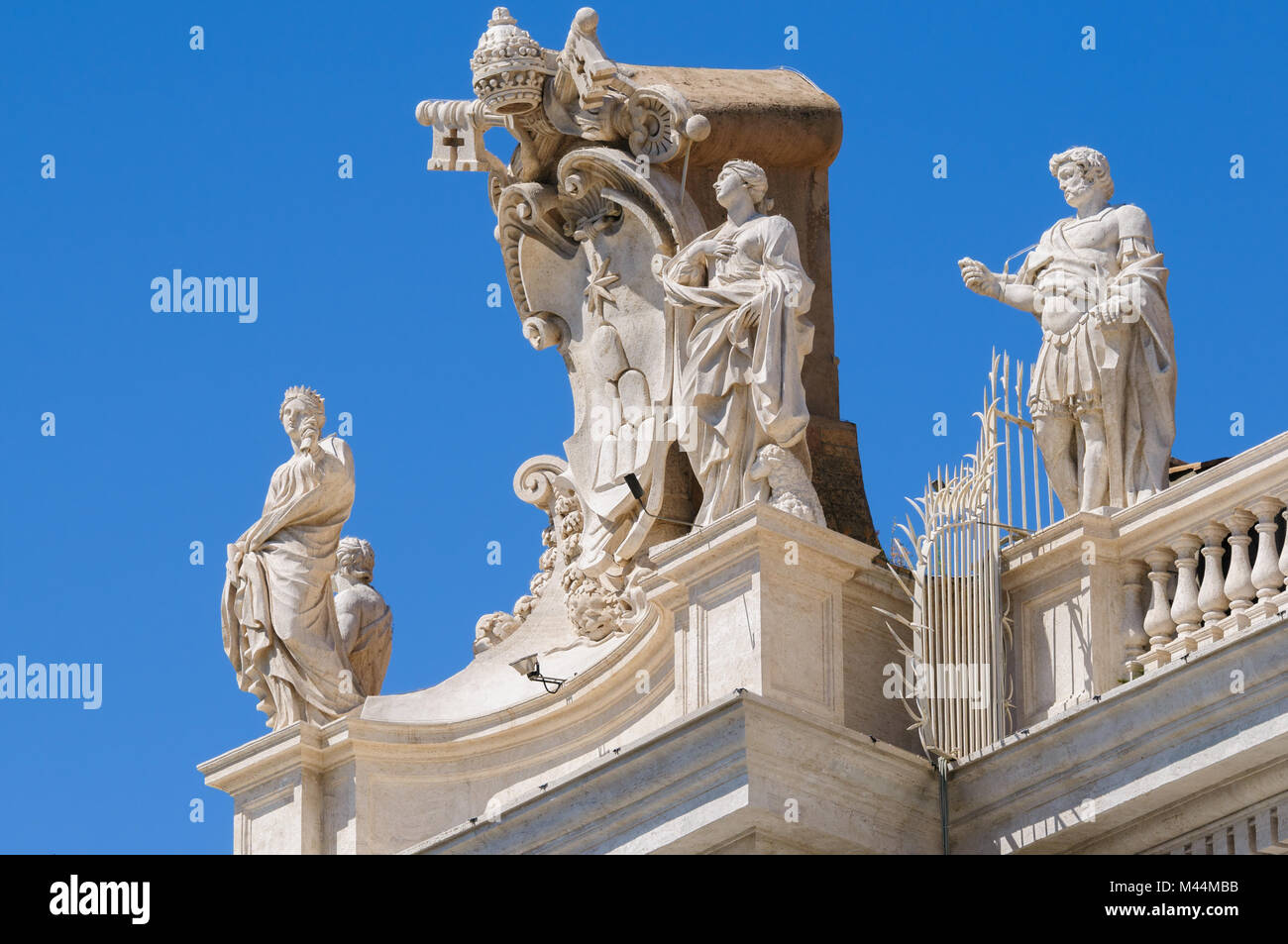 Apostles on cathedral hires stock photography and images Alamy
