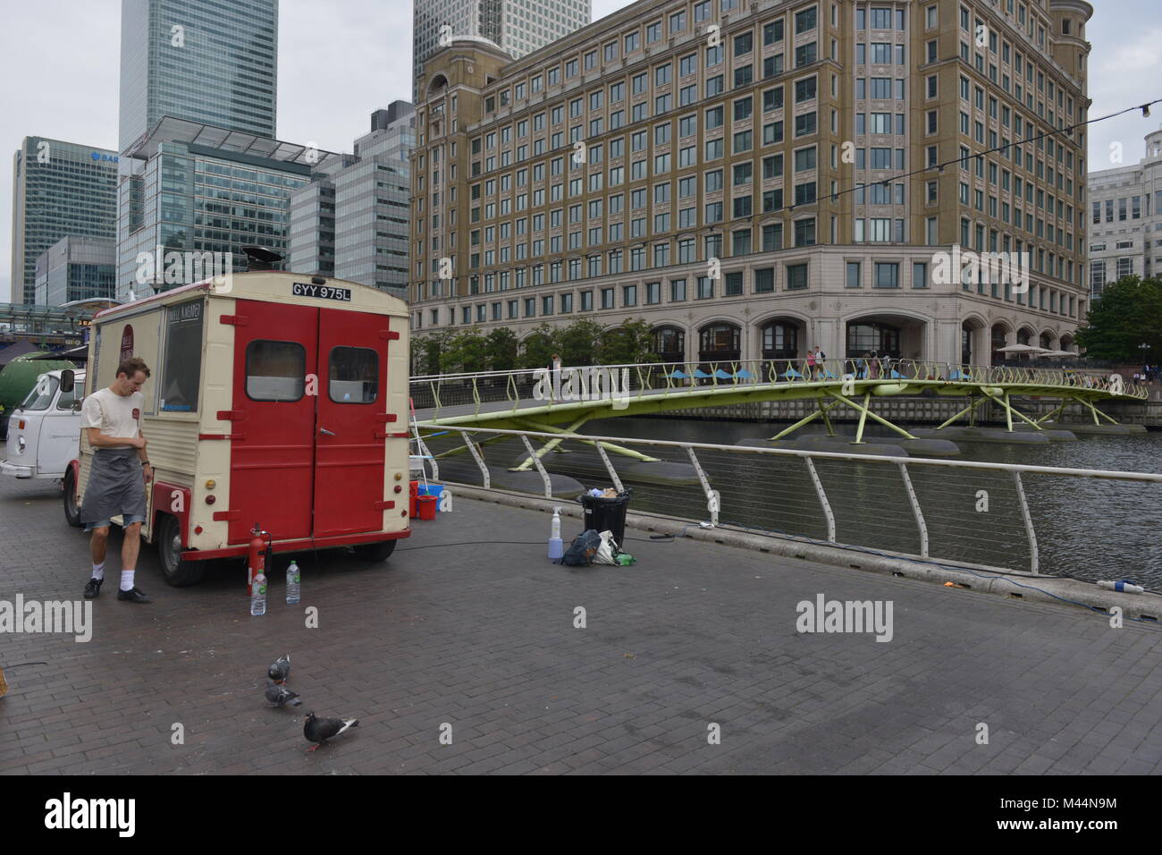 London, United Kingdom. Bar truck vendor. Canary Wharf finantial district, Tower Hamlet. Stock Photo