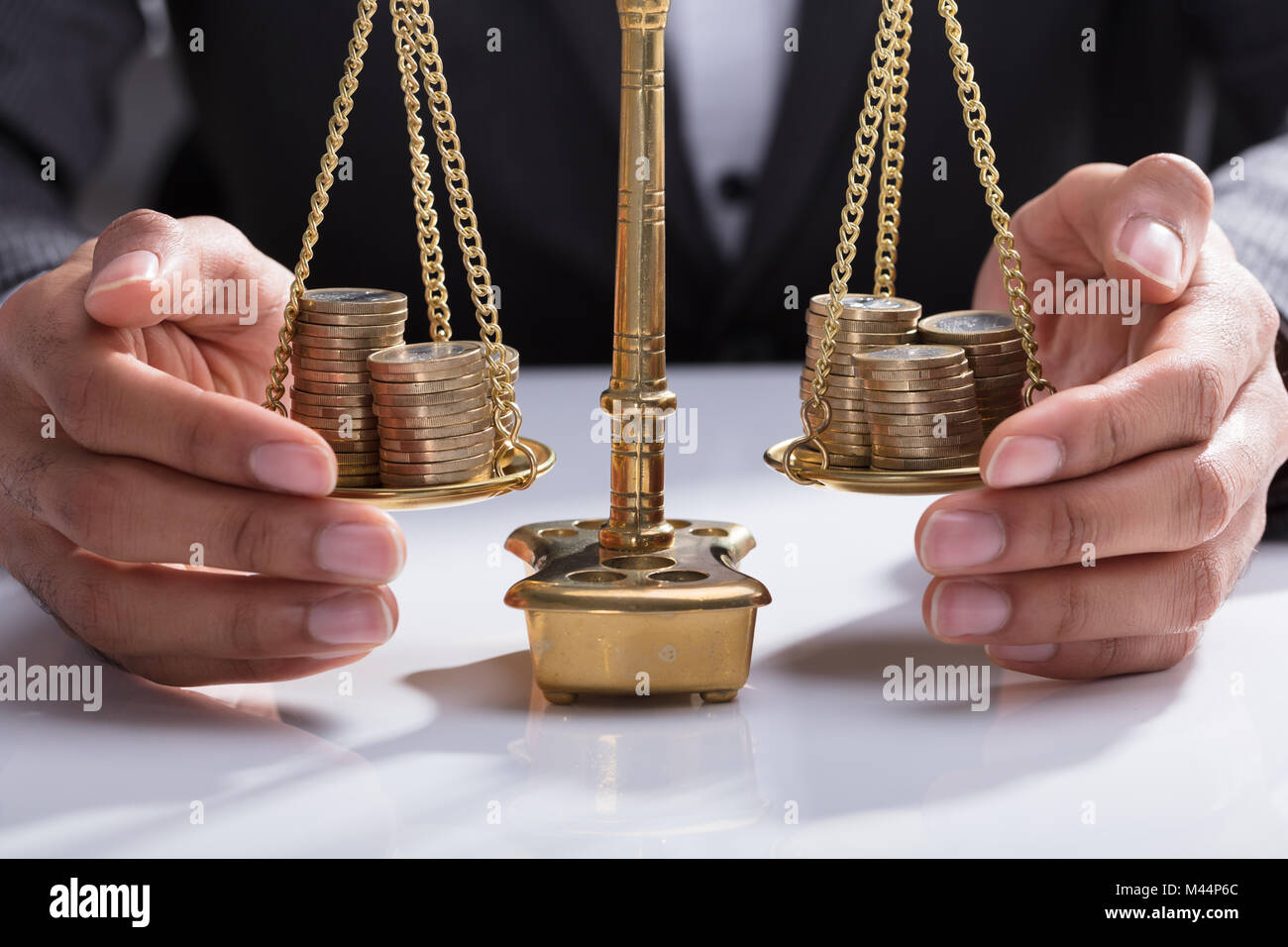 Weighing gold african hi-res stock photography and images - Alamy