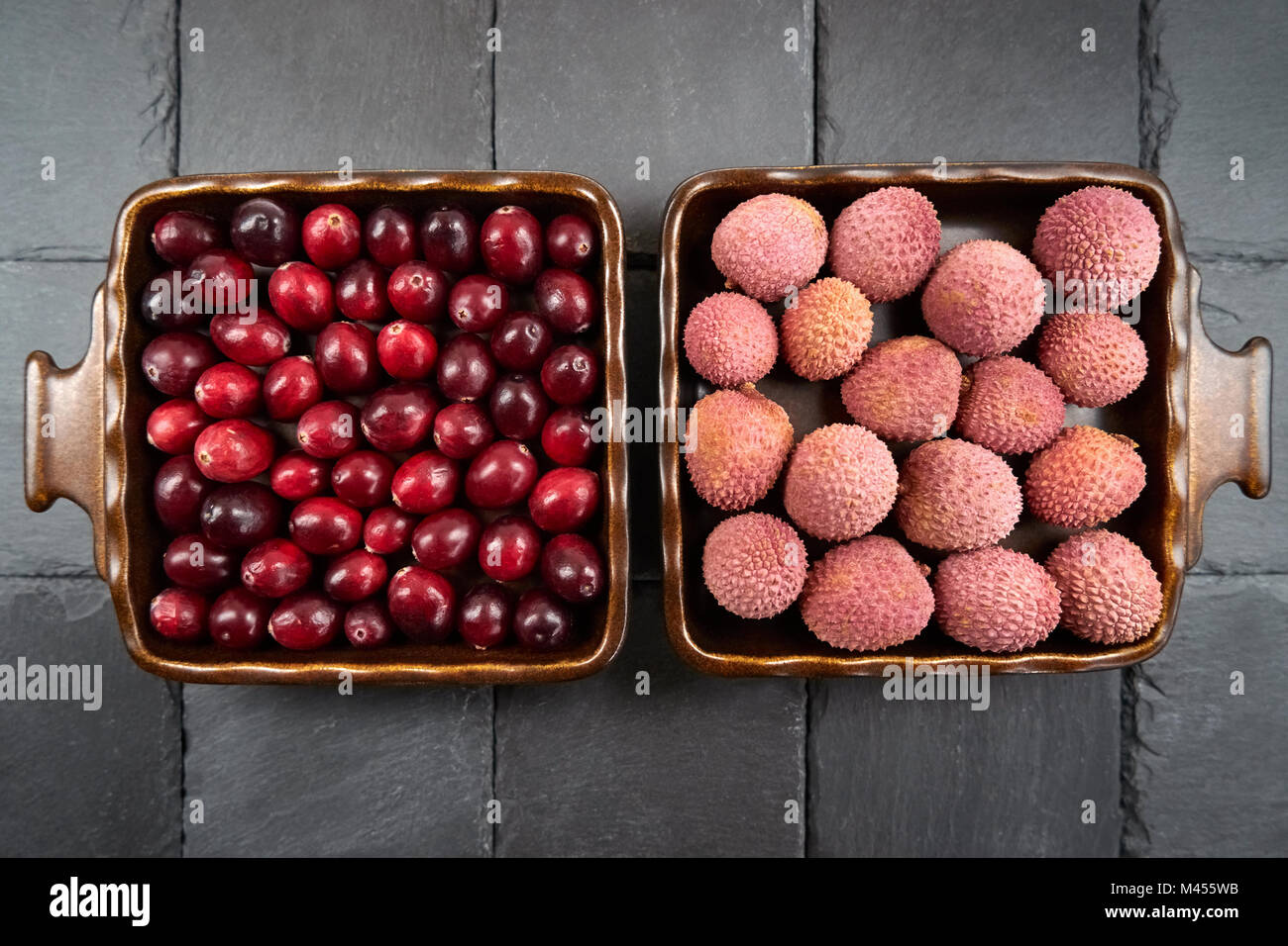 Fruit bowls hires stock photography and images Alamy