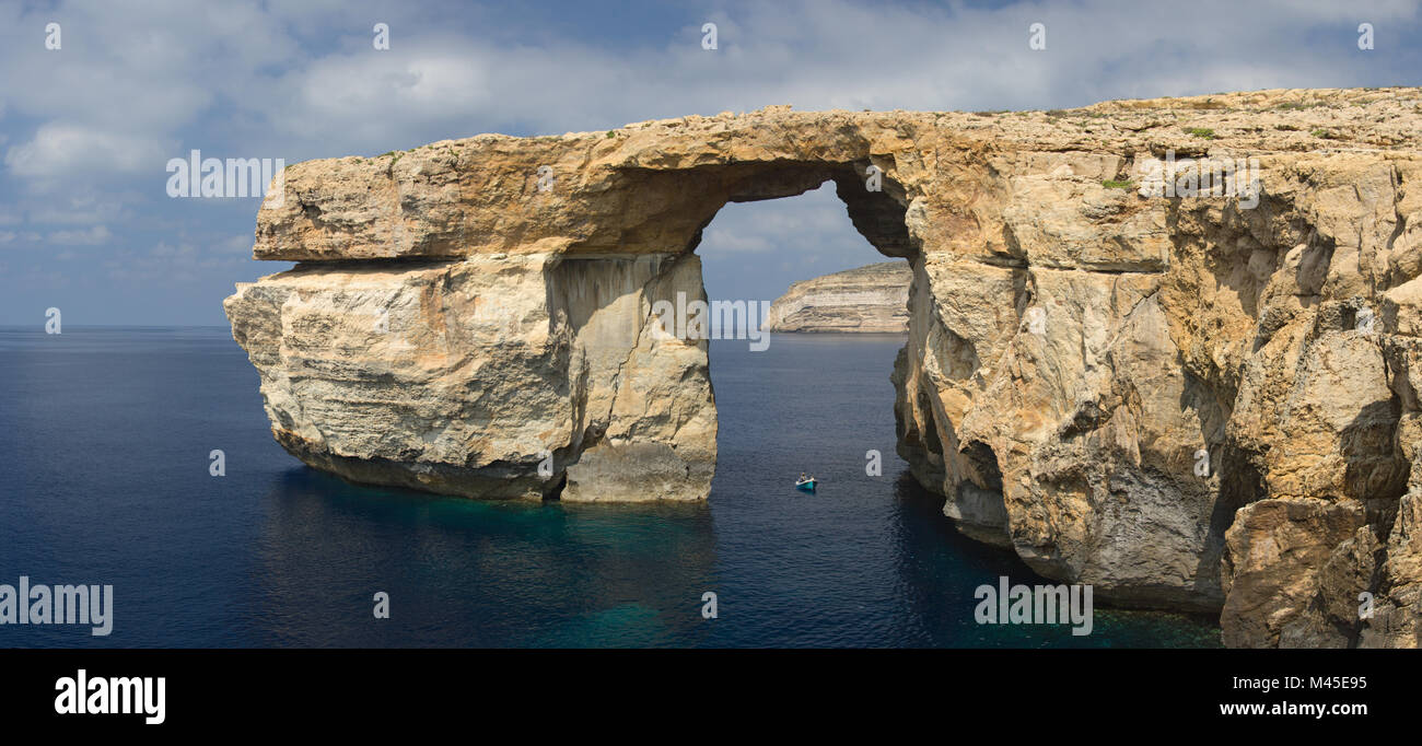 Giant arch hires stock photography and images Alamy