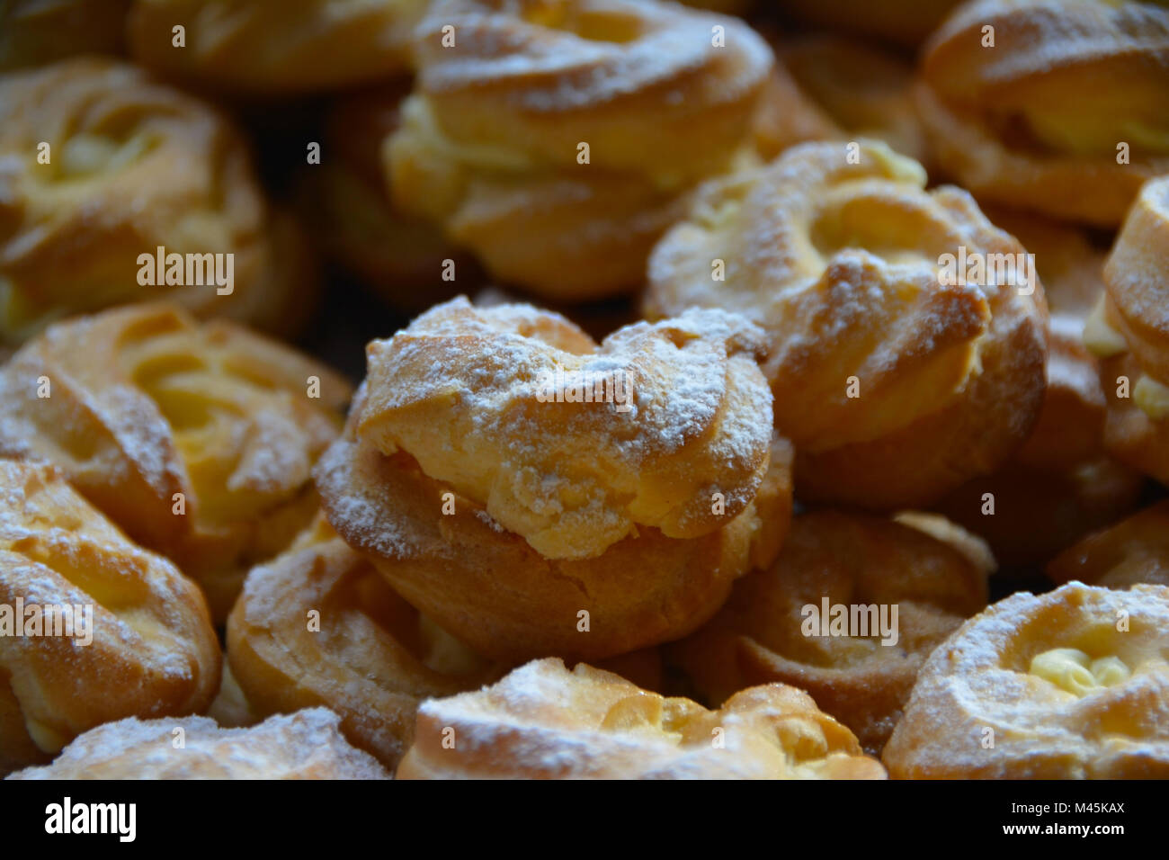 The into golden roasted garlic Stock Photo