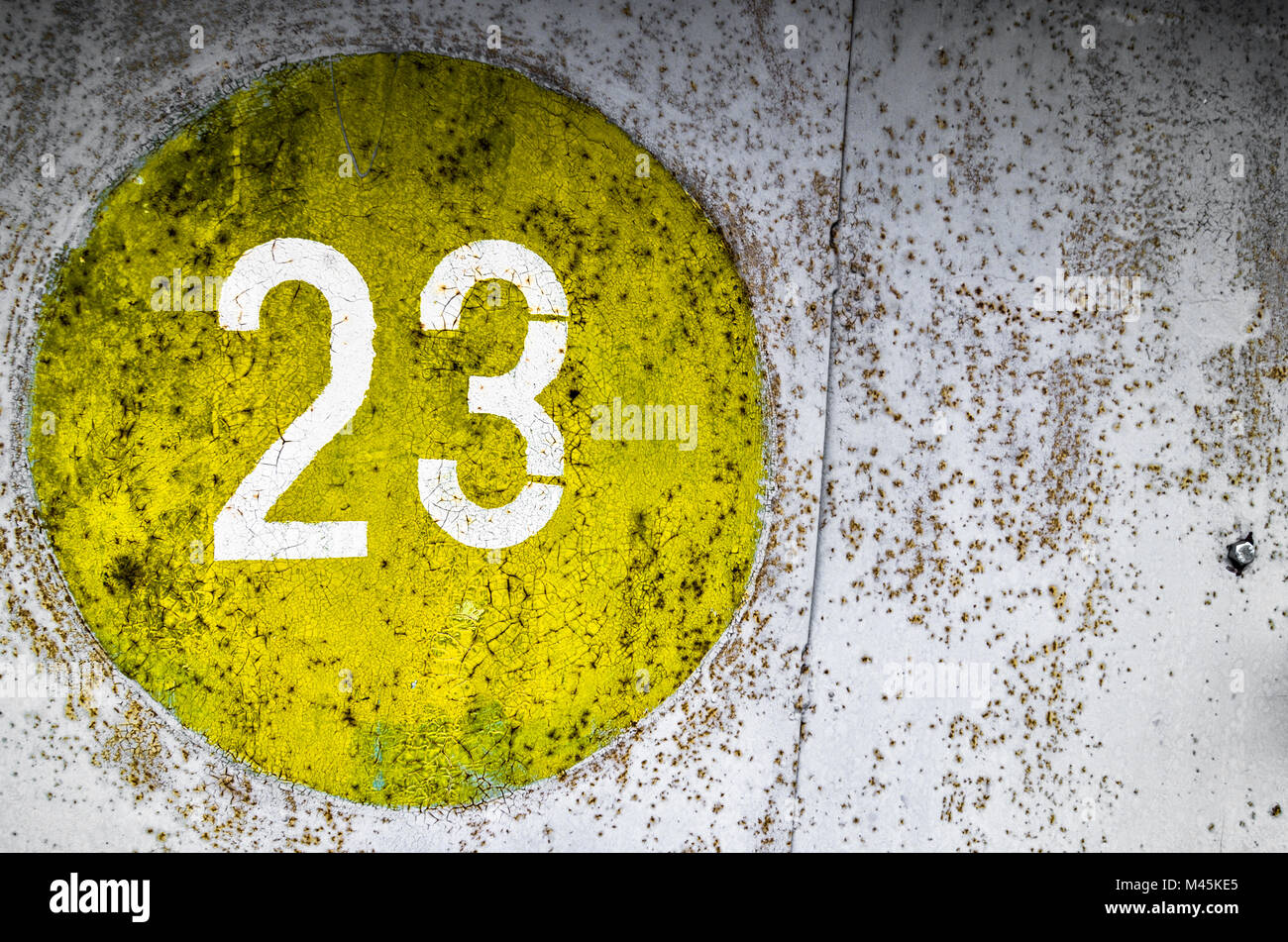 Antique metal texture hi-res stock photography and images - Alamy