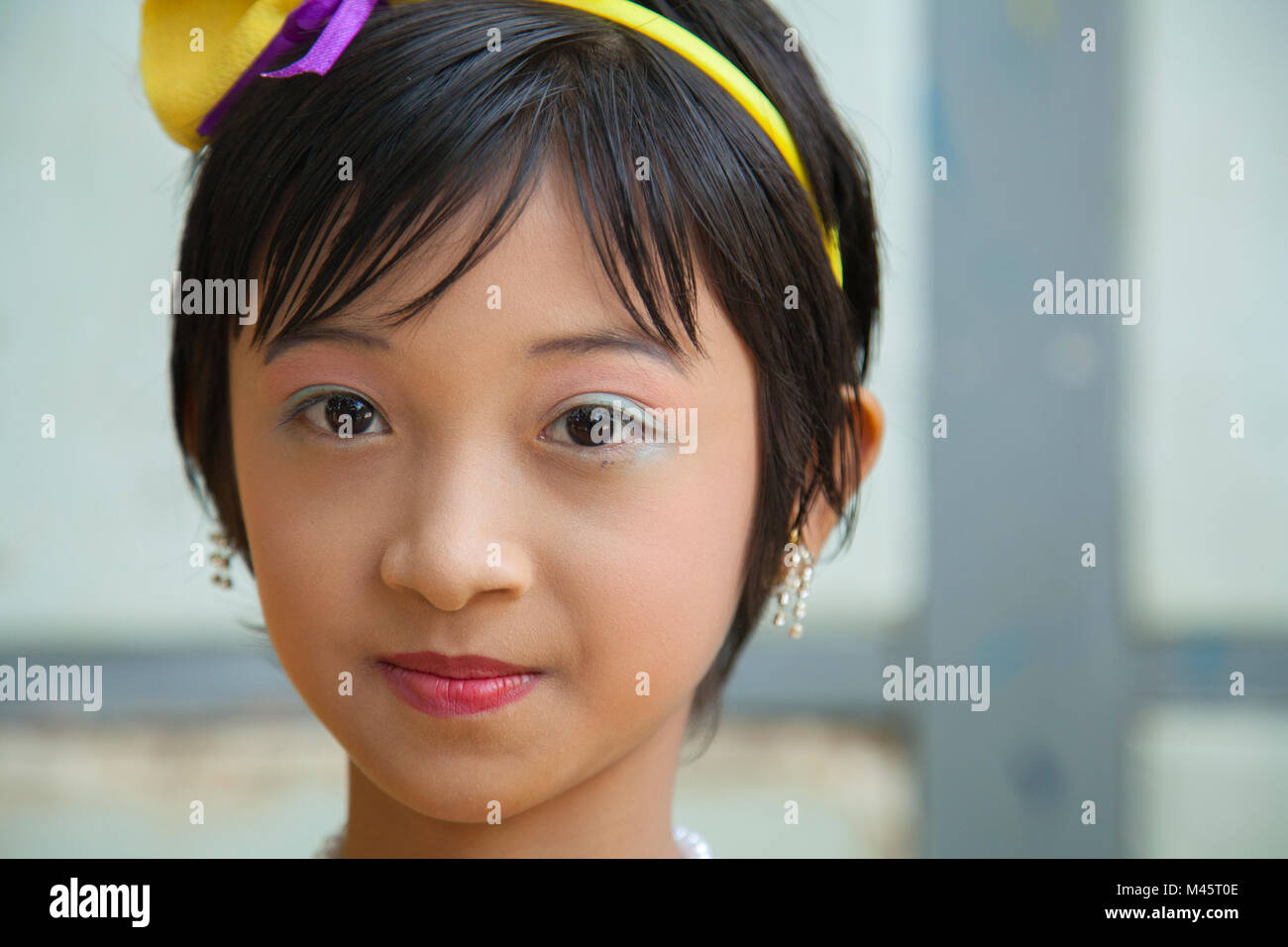 Young asian school girls hi-res stock photography and images - Alamy