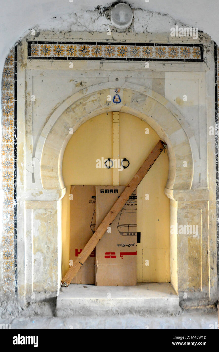Gates in the Medinas of Tunisian cities Stock Photo