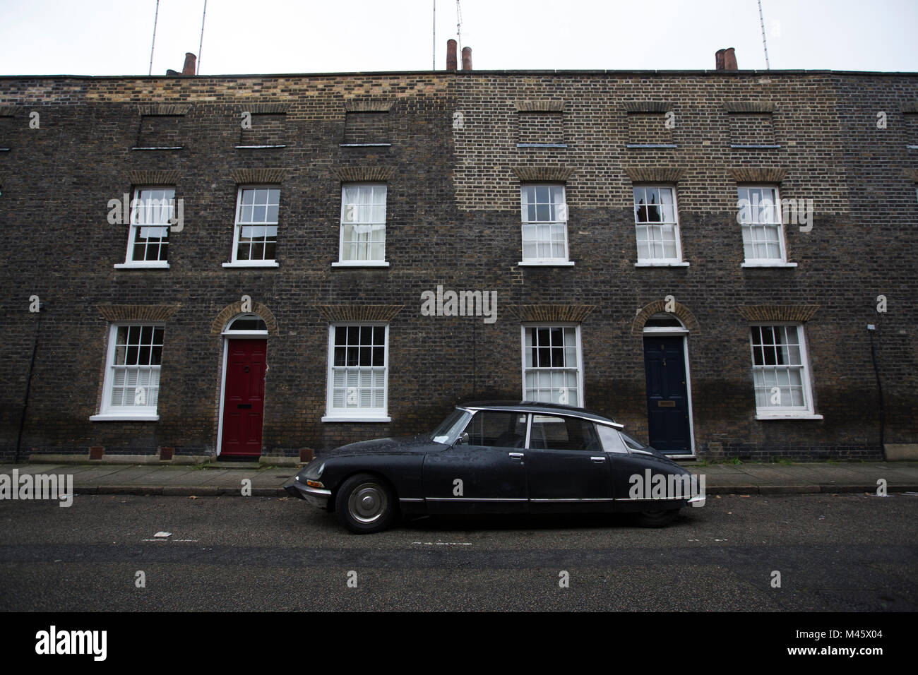 Citreon DS 2.1 Injection électronique classic car parked on Whittlesey