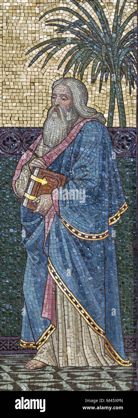 Old testament patriarch hi-res stock photography and images - Alamy