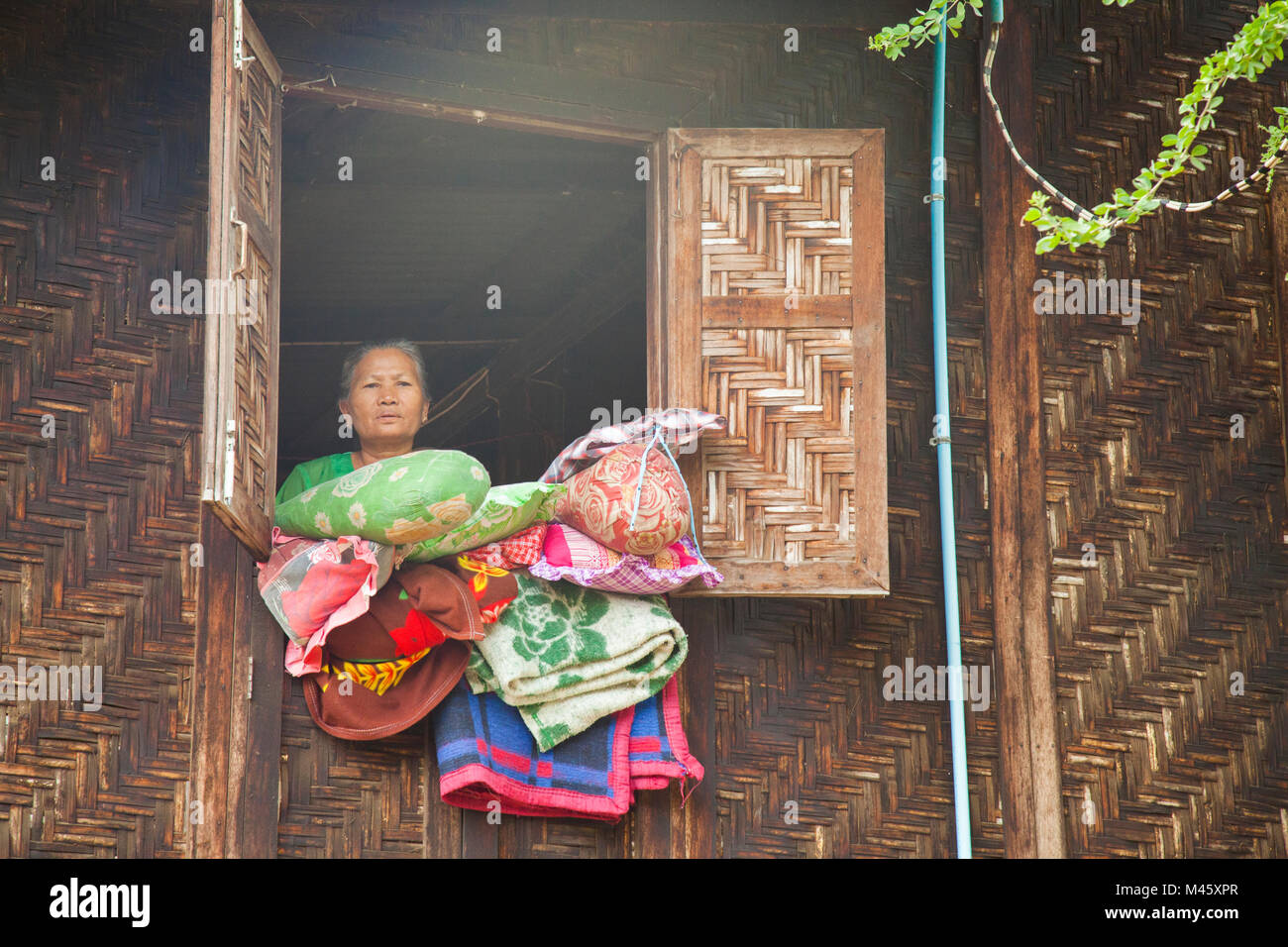 Asian lady cleaning her house hi-res stock photography and images - Alamy