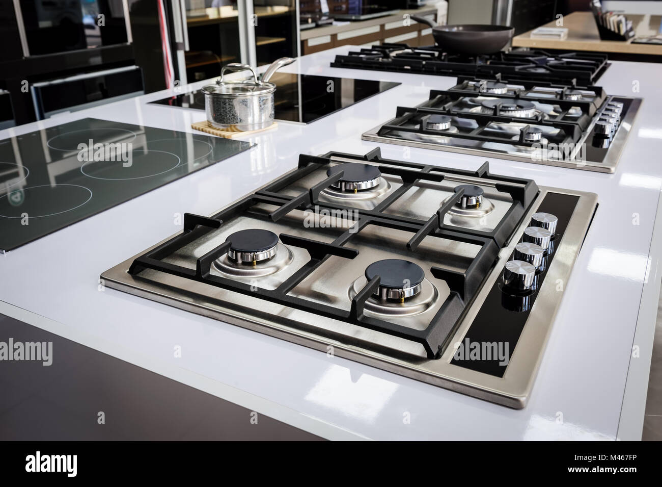 Electric stove top hi-res stock photography and images - Alamy