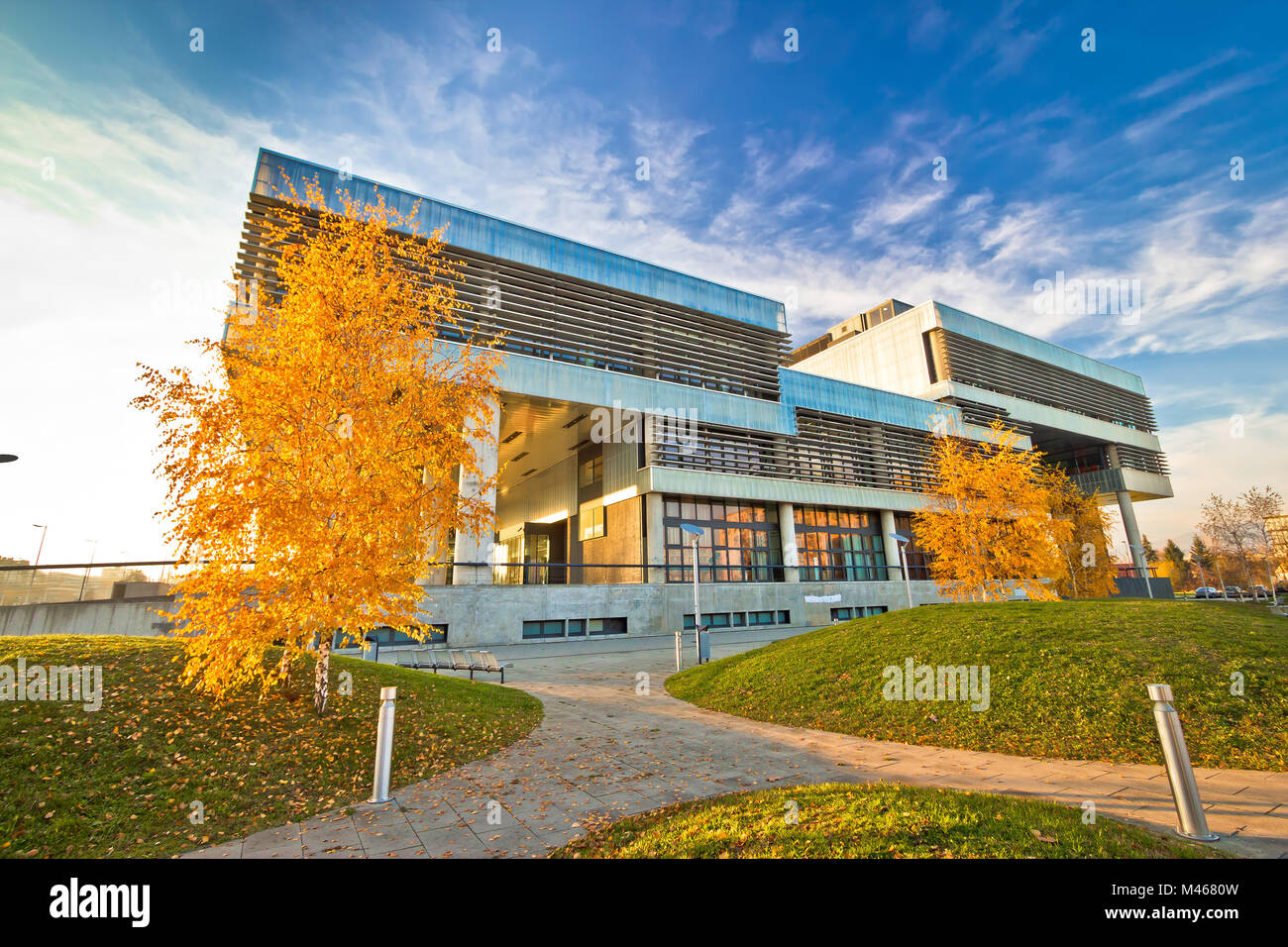 Museum of contemporary art in Zagreb exterior Stock Photo Alamy