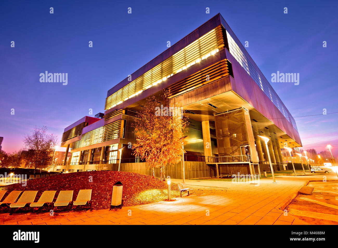 Museum of contemporary art in Zagreb exterior Stock Photo Alamy