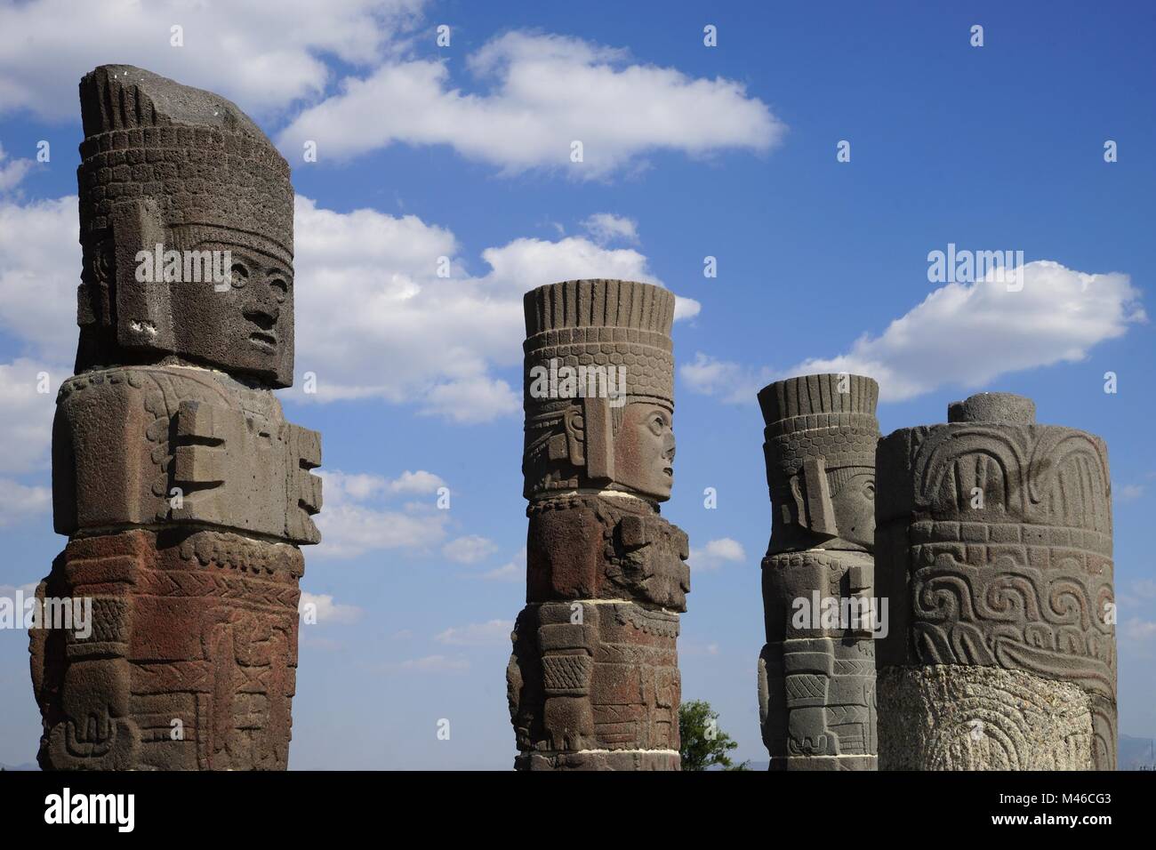 Atlantean statue aztec hi-res stock photography and images - Alamy