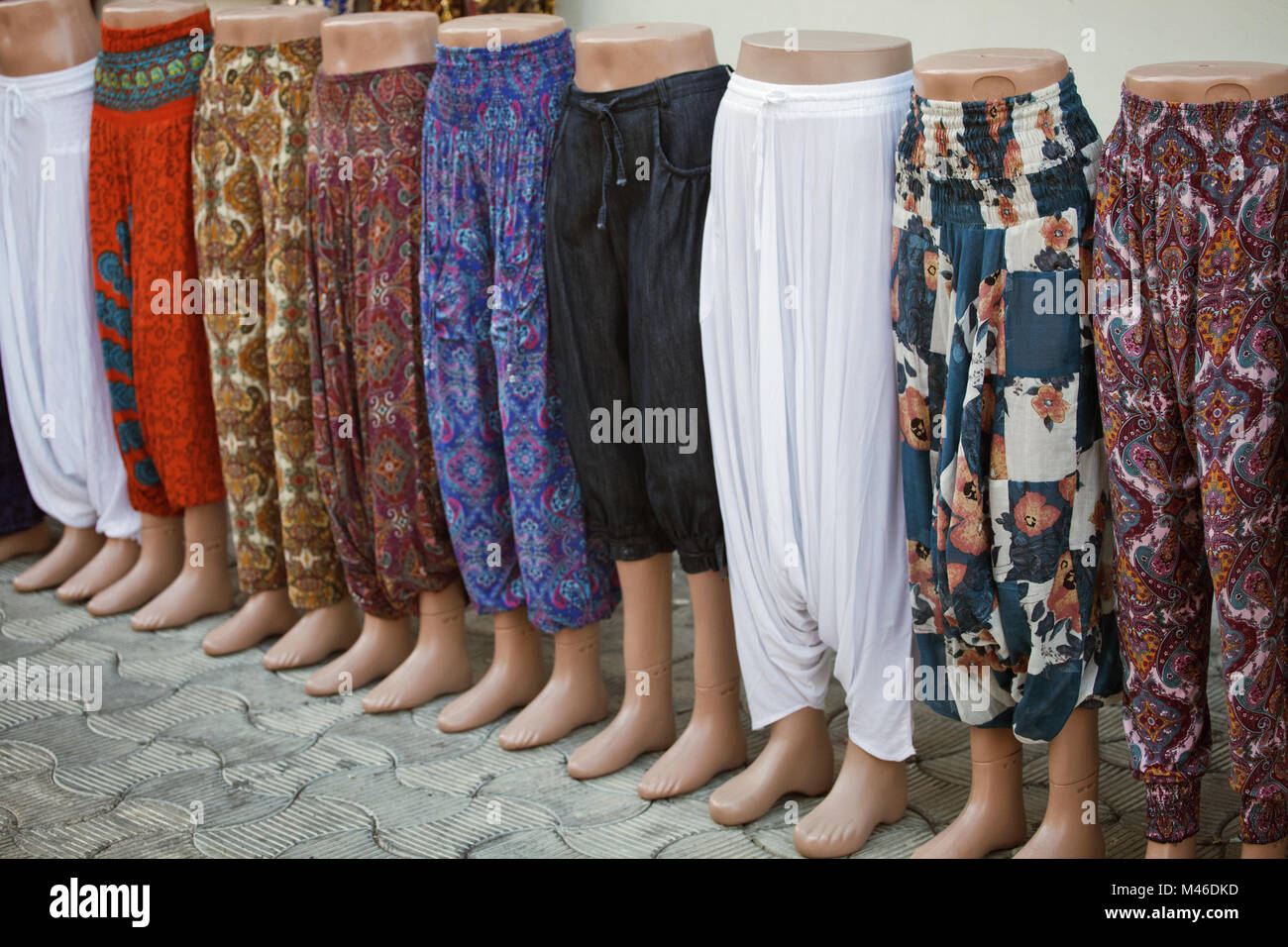Baggy pants female hi-res stock photography and images - Alamy