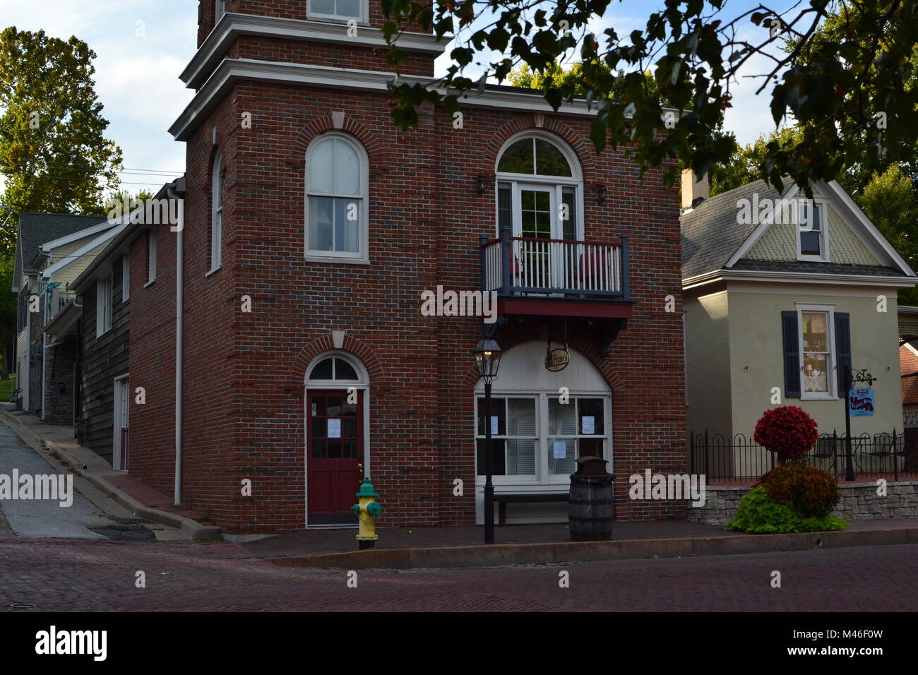 St Charles MO Downtown Building Stock Photo Alamy   St Charles Mo Downtown Building M46F0W 