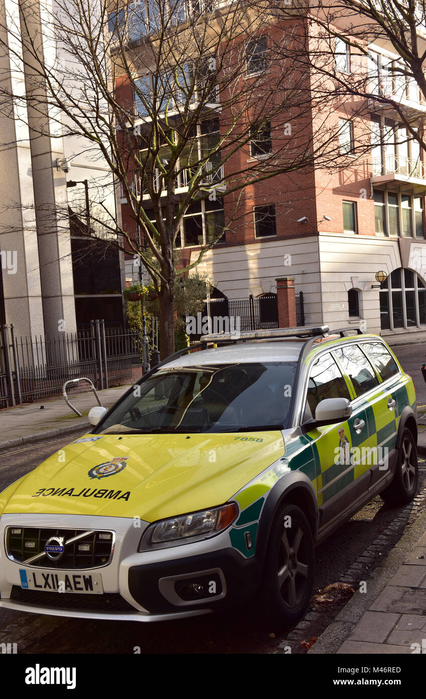 An emergency paramedic response car or vehicle in the centre of London. Ambulances responding to an emergency medical situation. Ambulances nhs caring Stock Photo