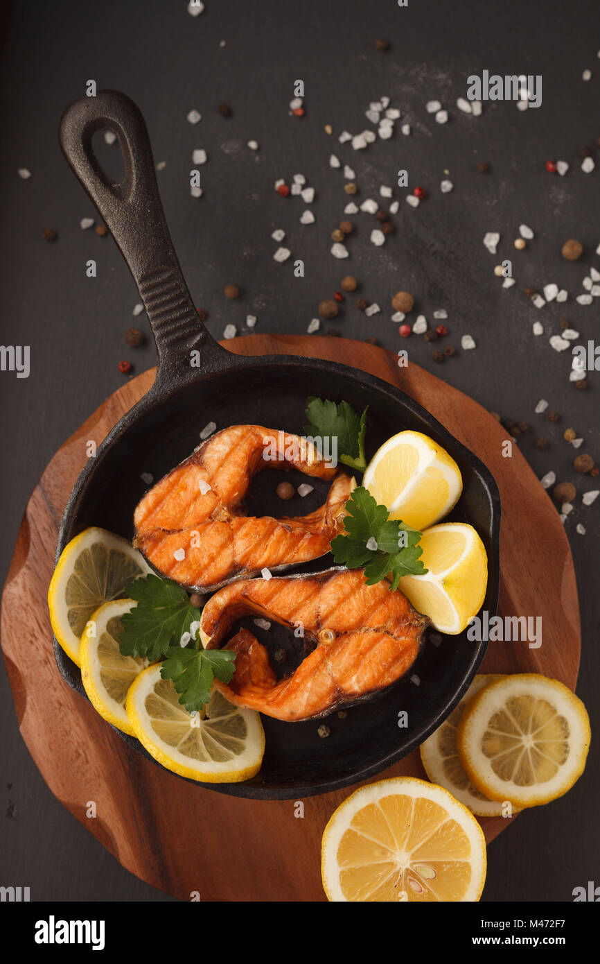 Fried or grilled fish Stock Photo Alamy
