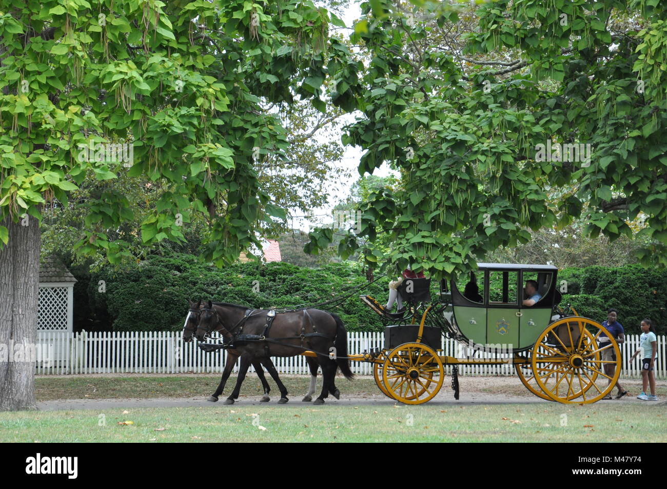 Horsedrawn carriage rides in Williamsburg, Virginia Stock Photo Alamy