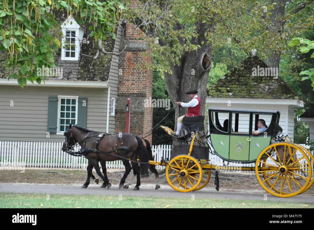 Horsedrawn carriage rides in Williamsburg, Virginia Stock Photo Alamy