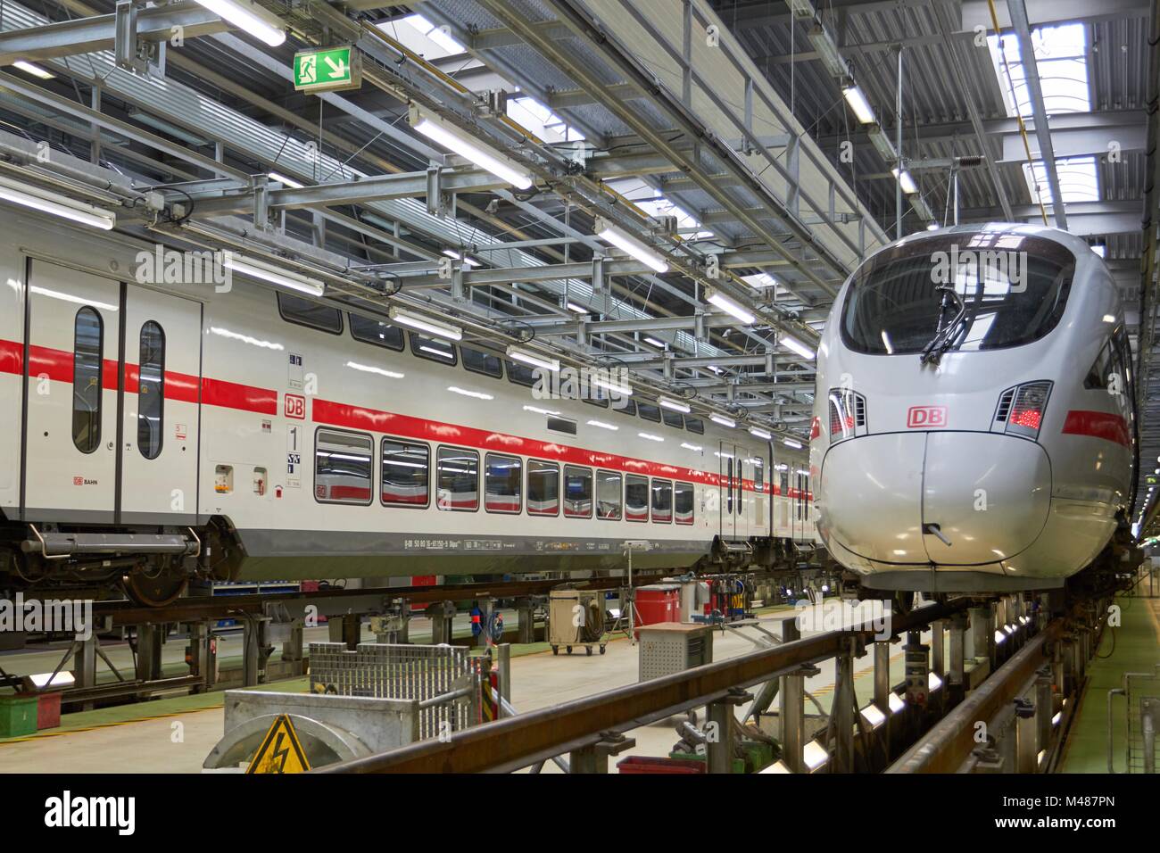 Deutsche Bahn: Maintenance of fast-trains for Deutsche Bahn Stock Photo