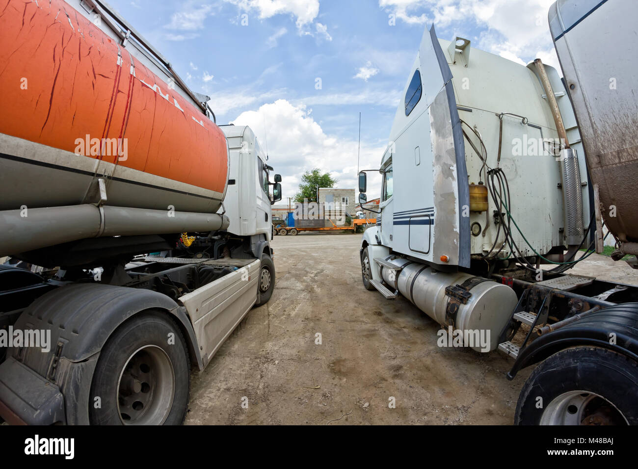 Long distance driver truck hi-res stock photography and images - Alamy