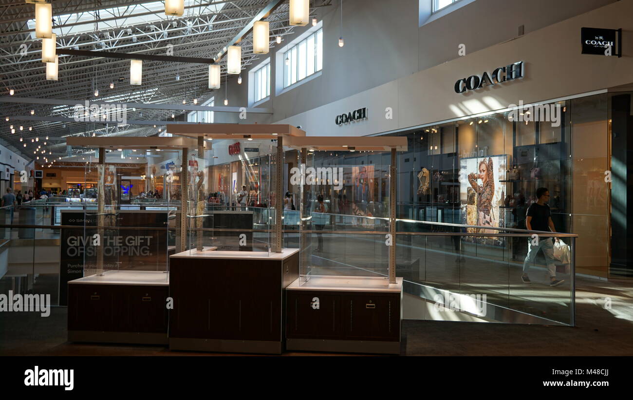 Pottery Barn Outlet at The Mills at Jersey Gardens® - A Shopping Center in  Elizabeth, NJ - A Simon Property