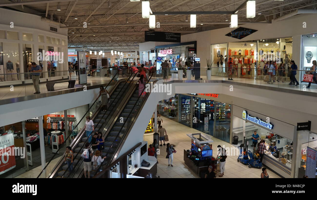 The Mills at Jersey Gardens in Elizabeth, New Jersey Stock Photo - Alamy