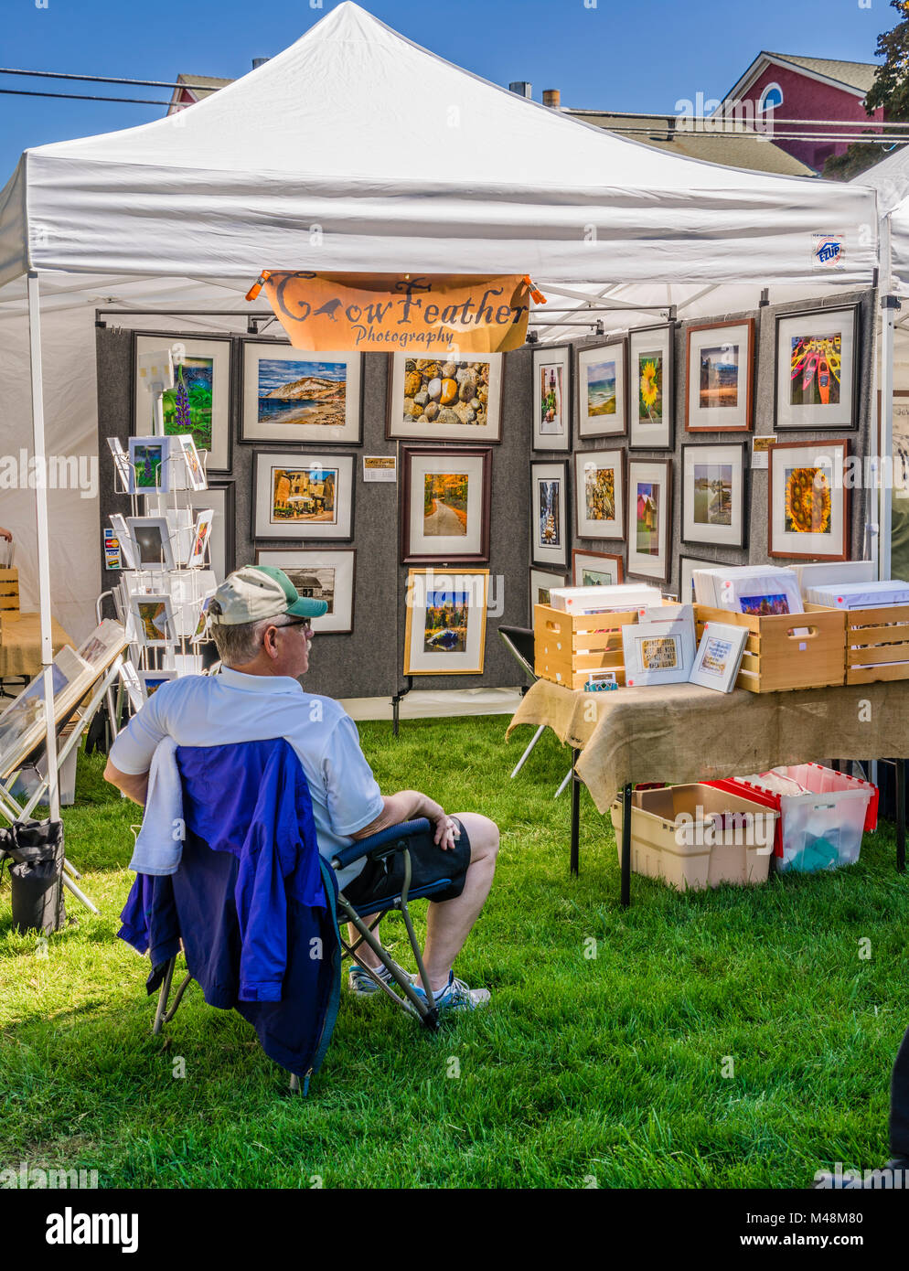 Gallery on the Green Arts & Crafts Show Litchfield, Connecticut, USA
