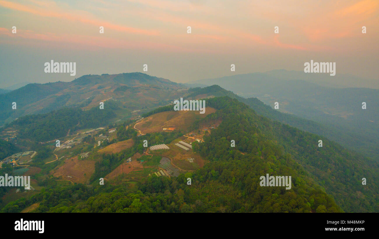Monjam Mon Jam is a landmark on the high mountain in Chiang Mia province. At ...