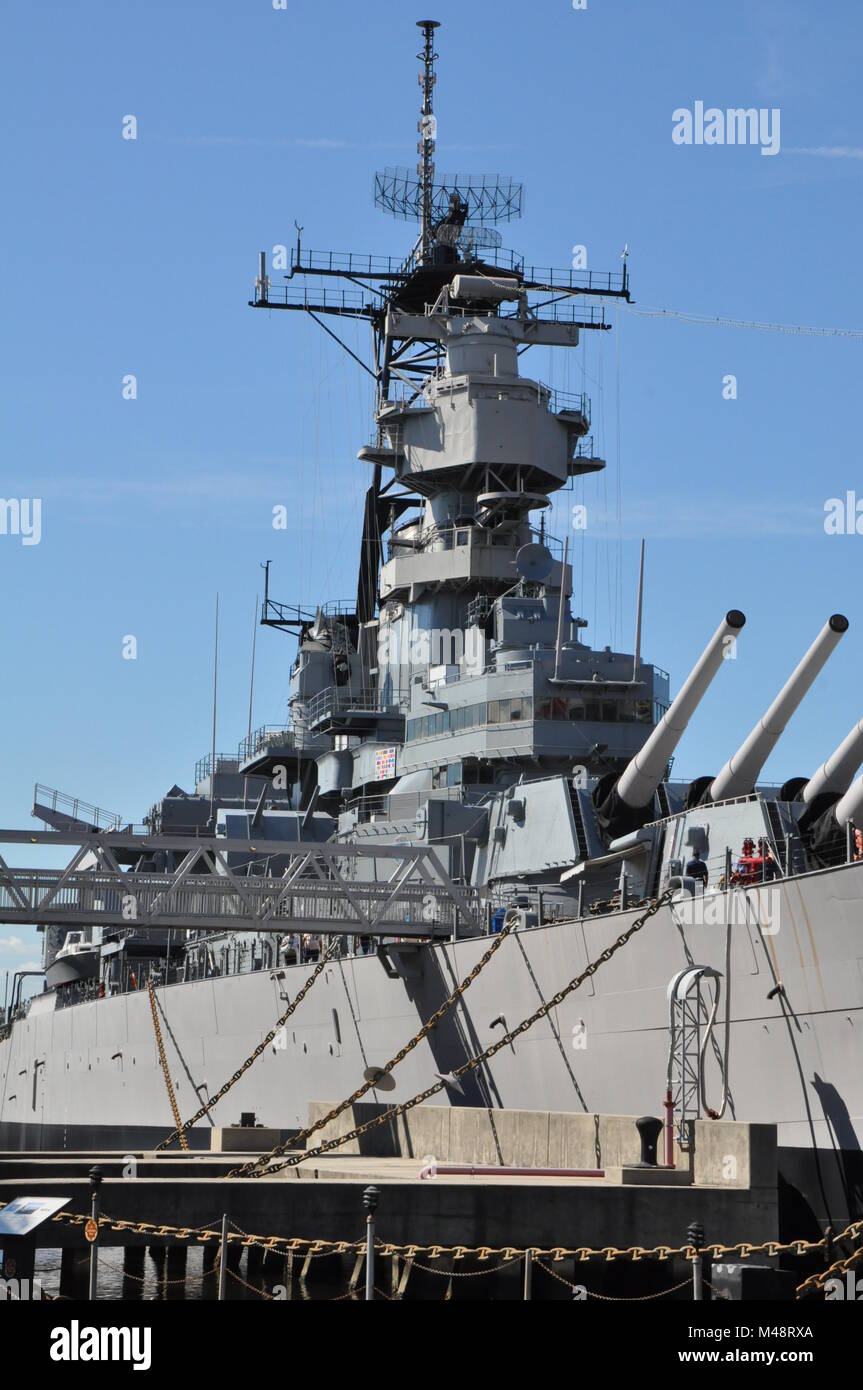 USS Wisconsin Battleship (BB-64) in Norfolk, Virginia Stock Photo - Alamy