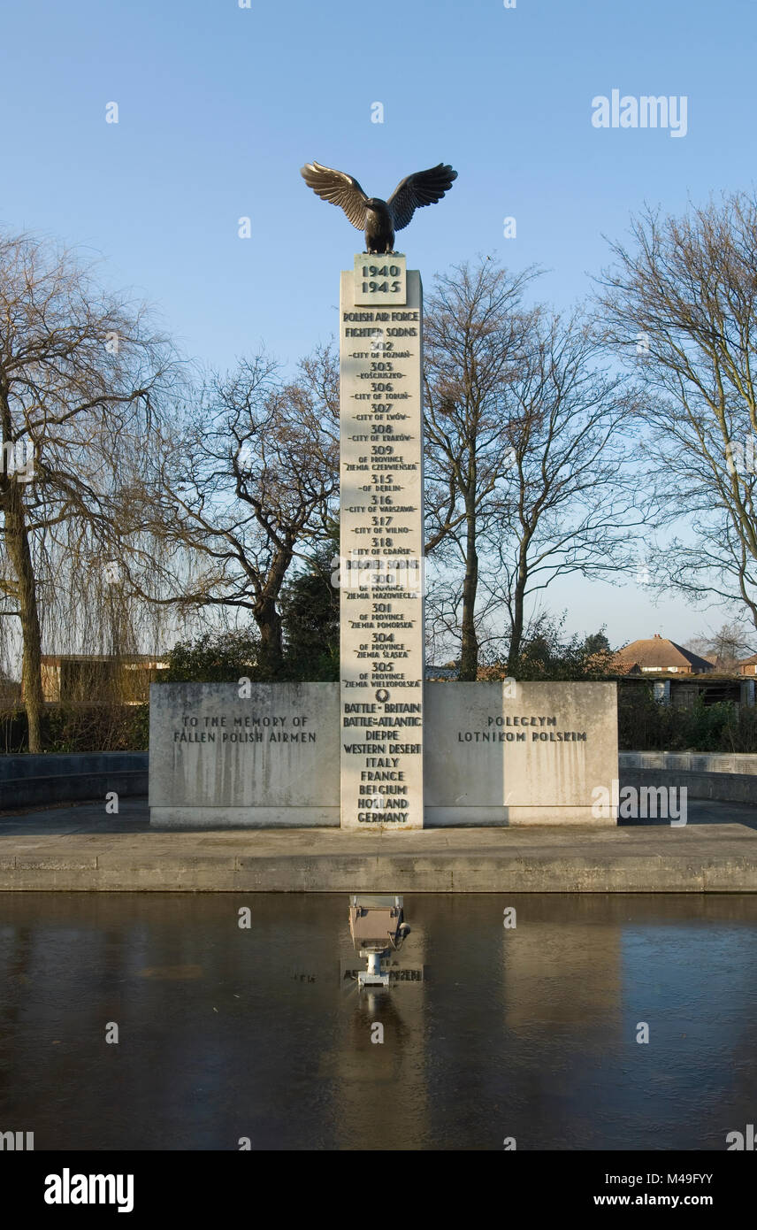 Polish War Memorial at Northolt in Middlesex, London, England 2007. In memory of fallen Polish Allied airmen from the Second World War Stock Photo