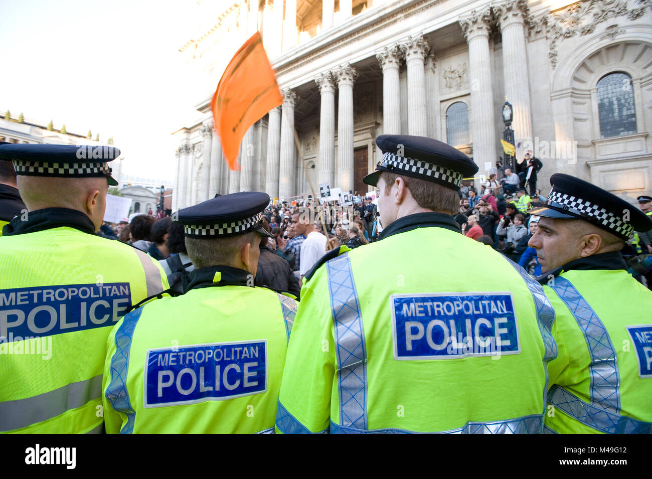 Met police stock hi-res stock photography and images - Alamy