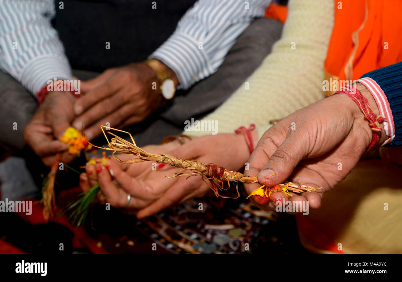 pooja hawai chappal