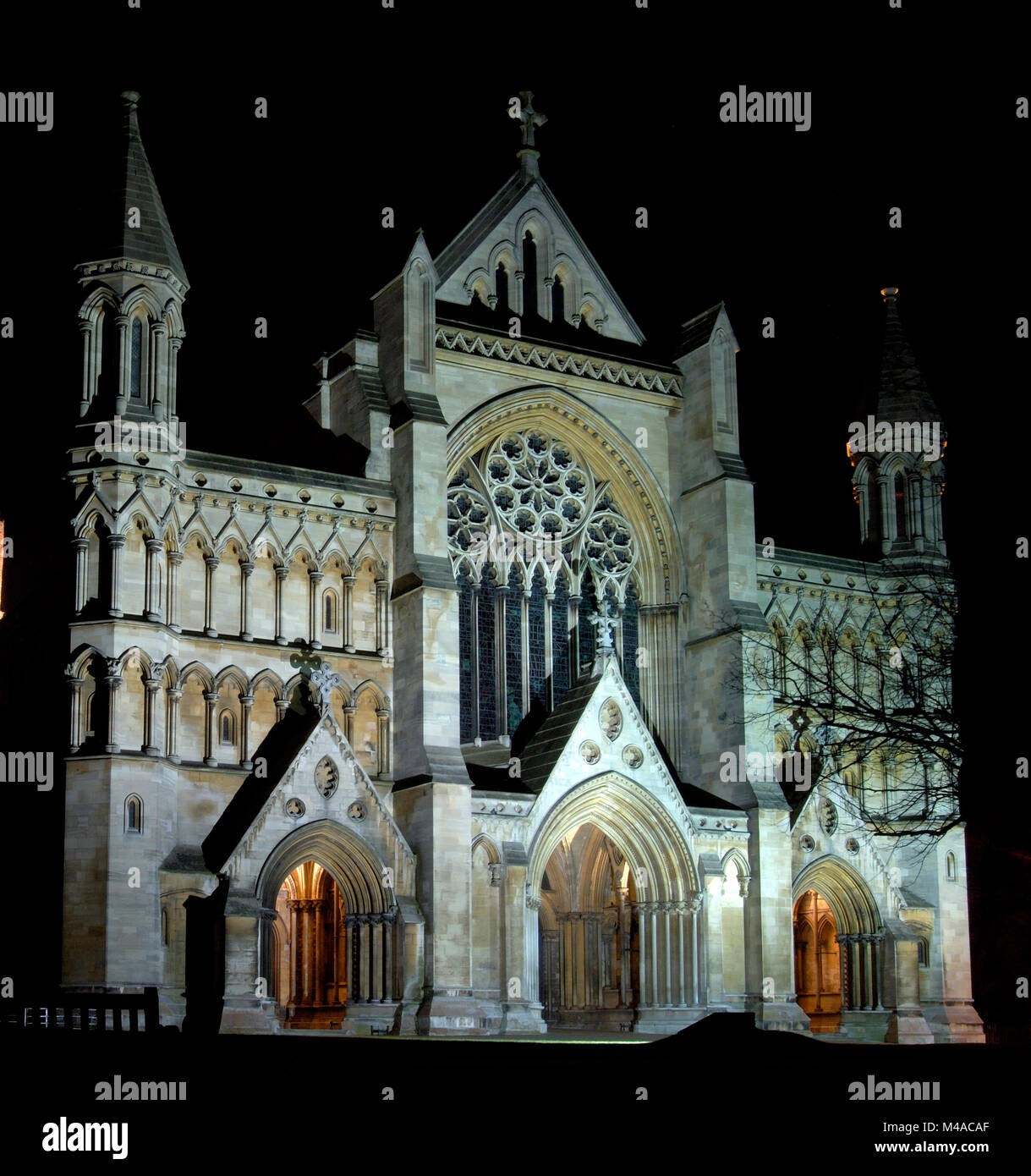 St Albans Cathedral, St Albans, Hertfordshire, England, UK - view of the West Front Stock Photo