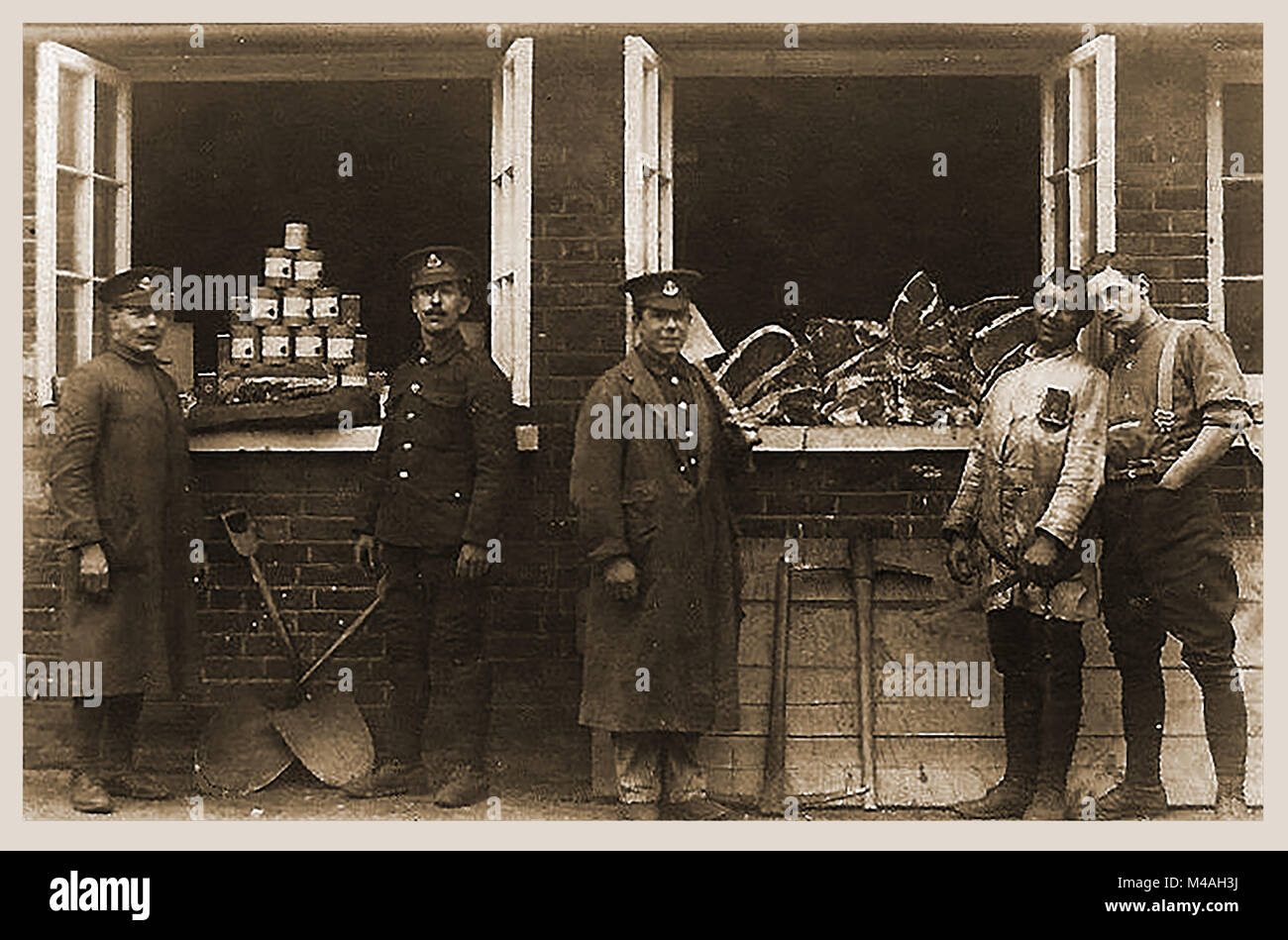 WWI  Propaganda photograph with British soldiers and their 'adequate supplies' Stock Photo