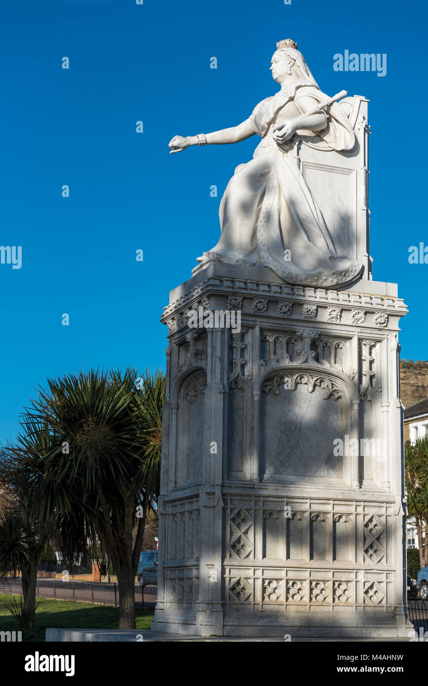 Queen Victoria statue Clifftown Parade, Southend on Sea, with missing finger. Stock Photo