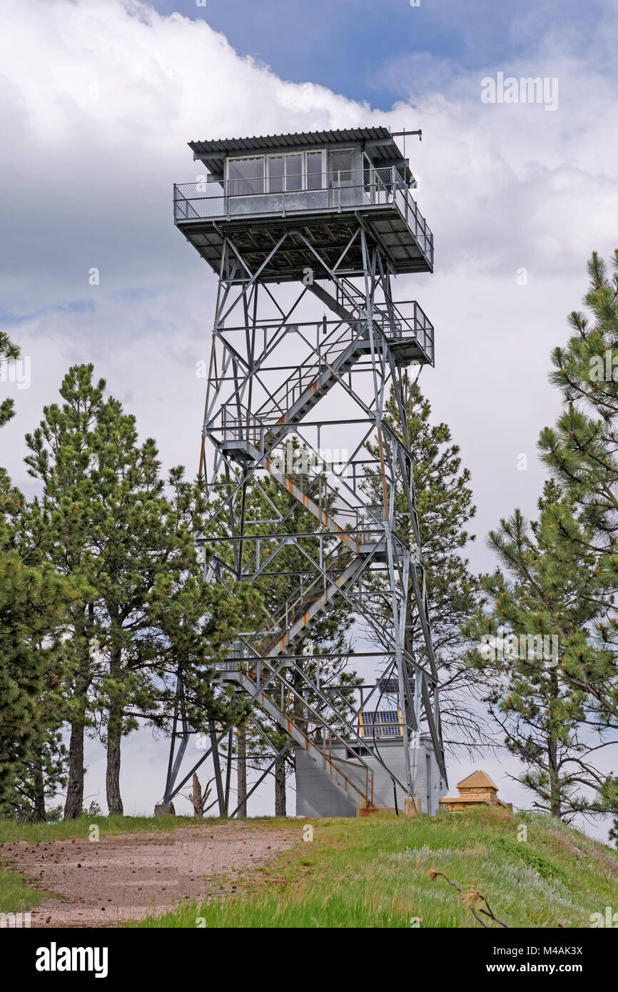 Fire lookout tower hi-res stock photography and images - Alamy