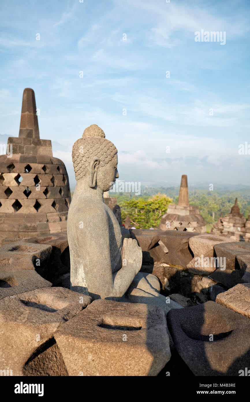 Buddha statue with the hand position of Dharmachakra mudra