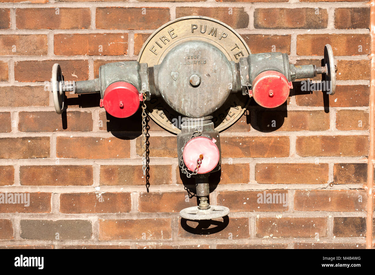 Wall mounted fire hydrant hires stock photography and images Alamy