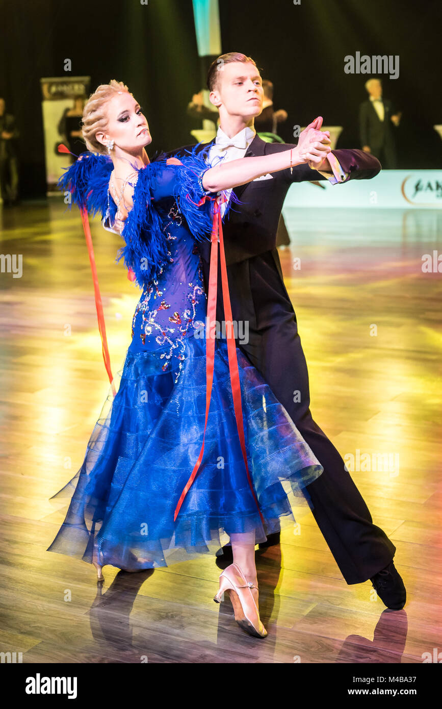 dancers dancing standard dance Stock Photo Alamy
