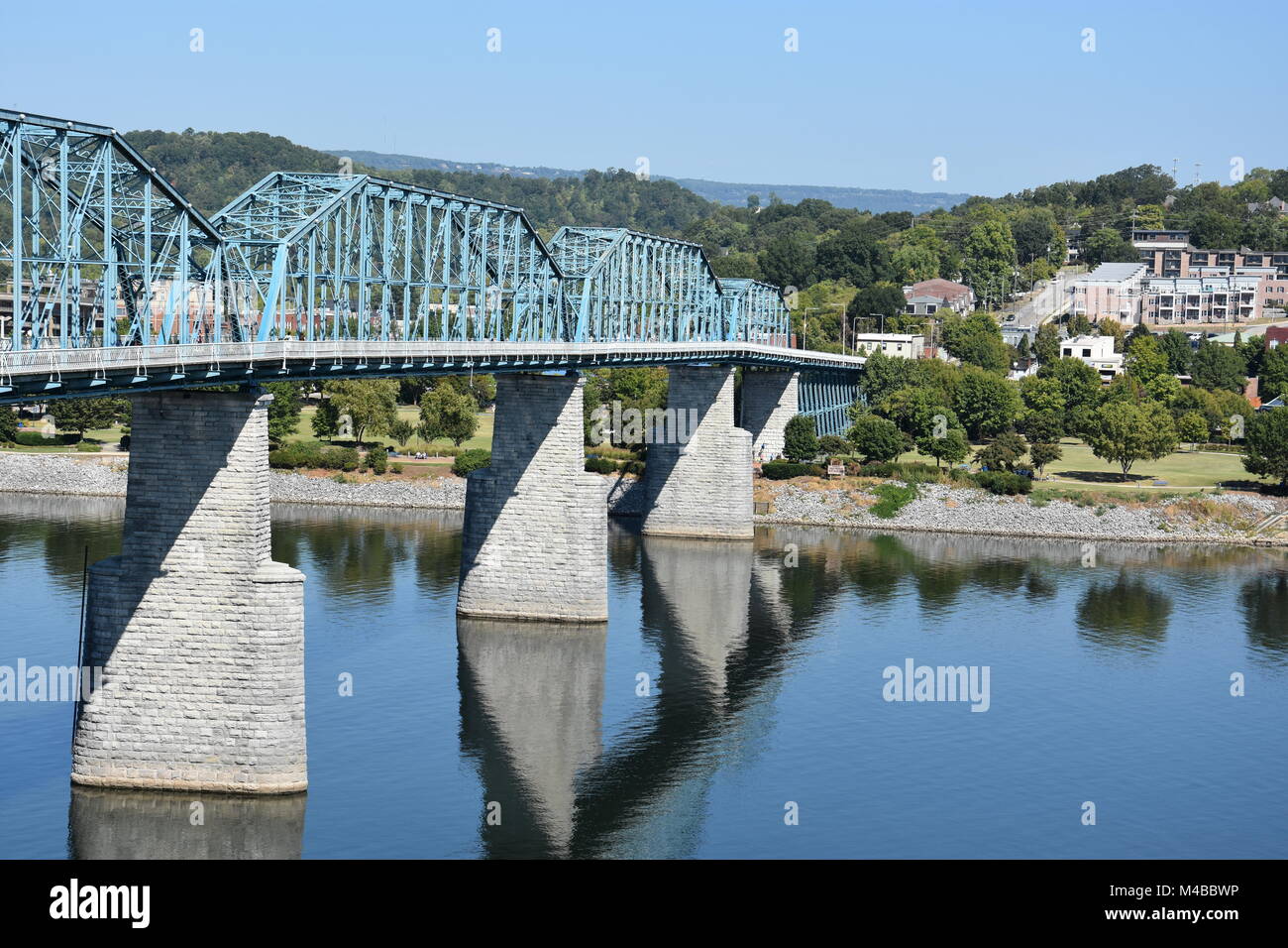 Walnut Street Bridge in Chattanooga, Tennessee Stock Photo Alamy