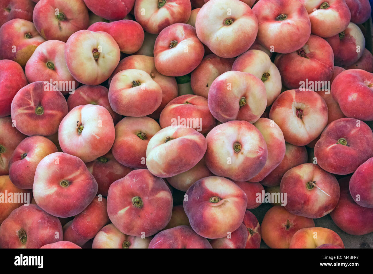 Peaches for sale at a market in Palermo, Sicily Stock Photo Alamy