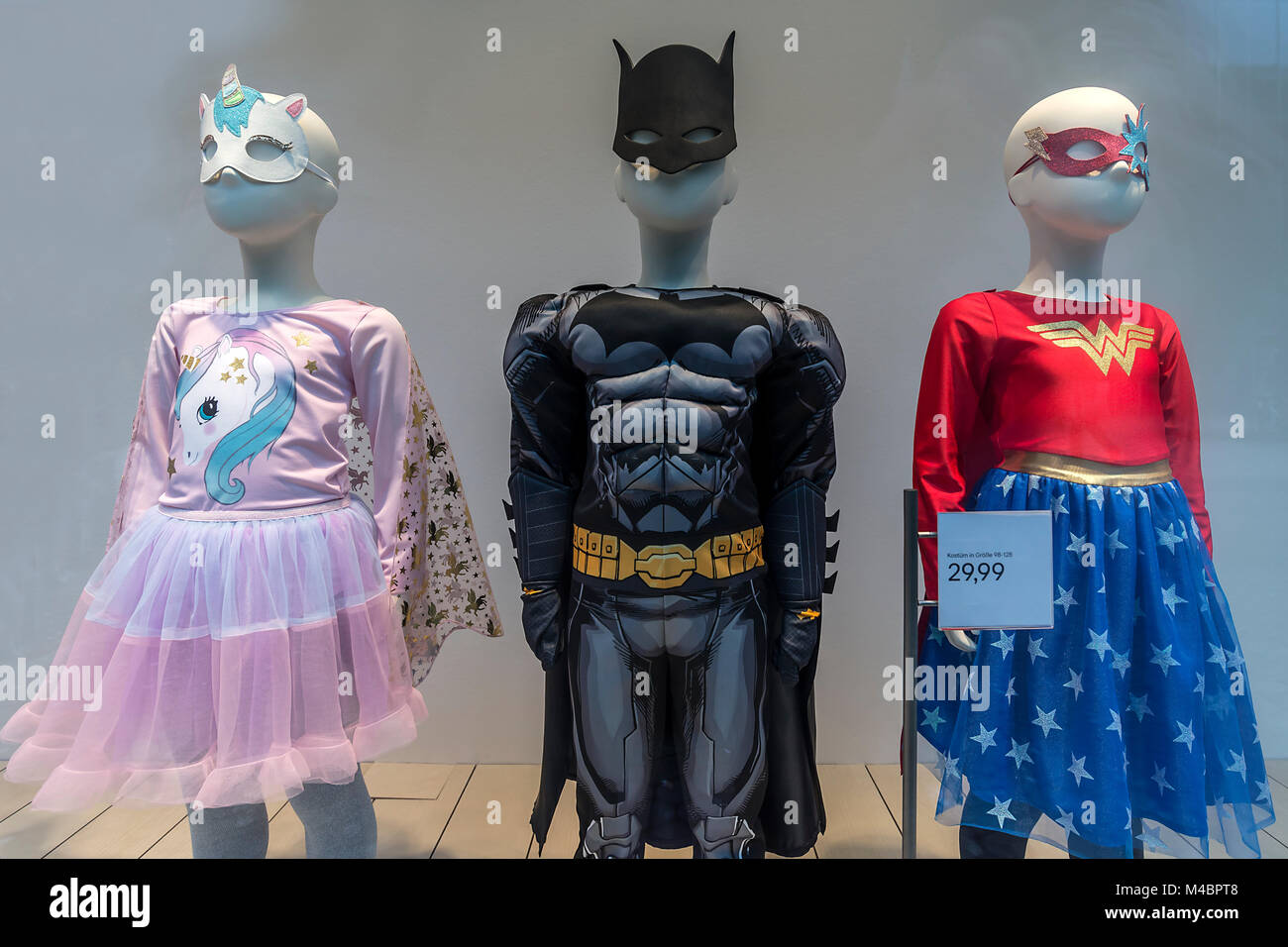 Mannequins In Costume High Resolution Stock Photography and Images - Alamy
