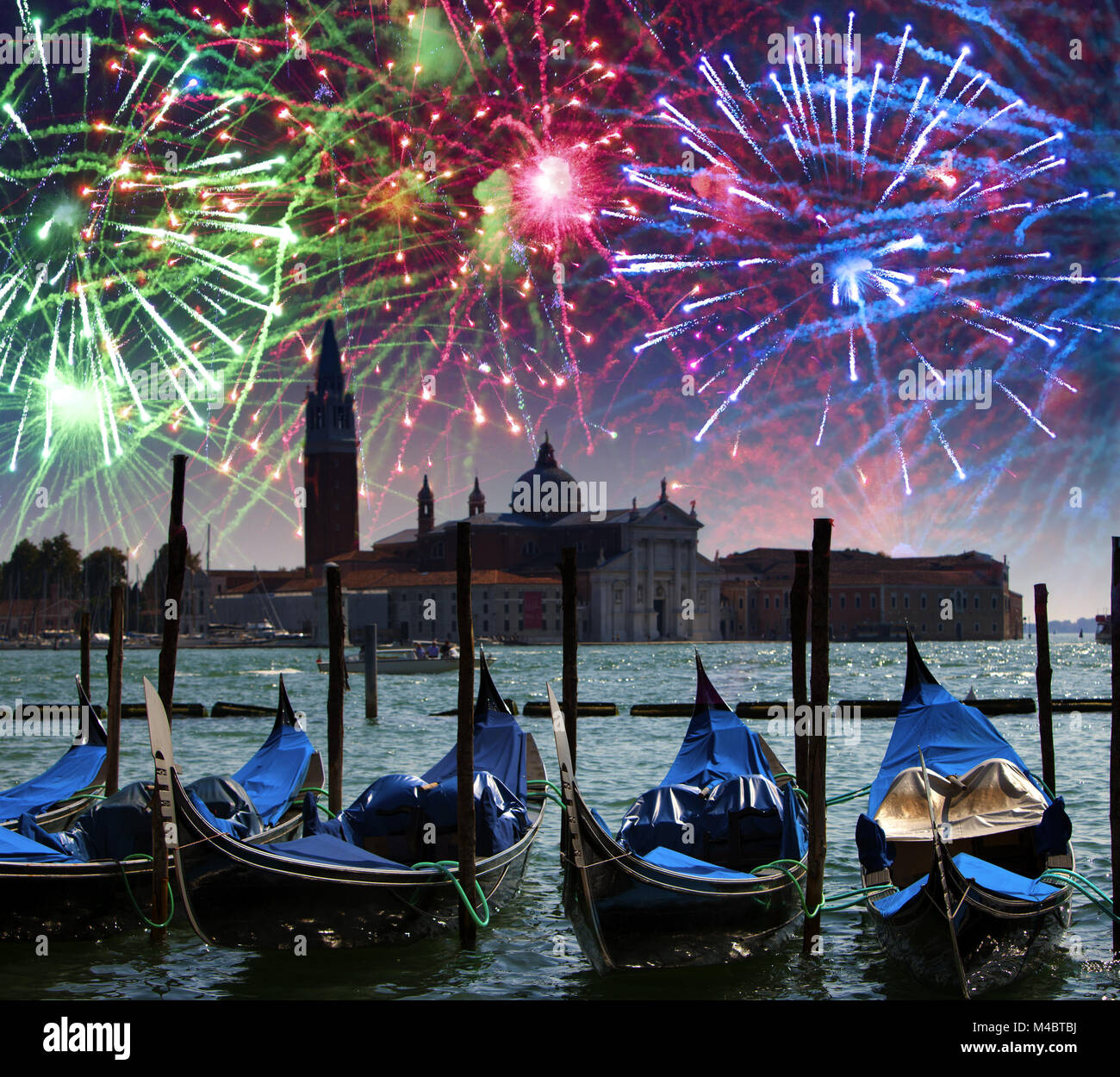 Festive fireworks over the Canal Grande in Venice Stock Photo Alamy