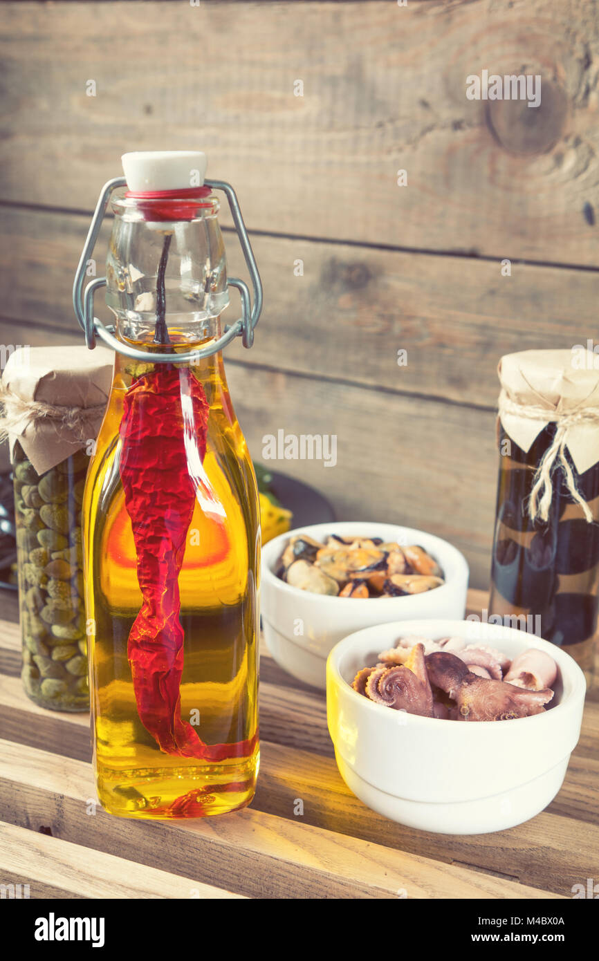 Olive oil bottle greek hires stock photography and images Alamy