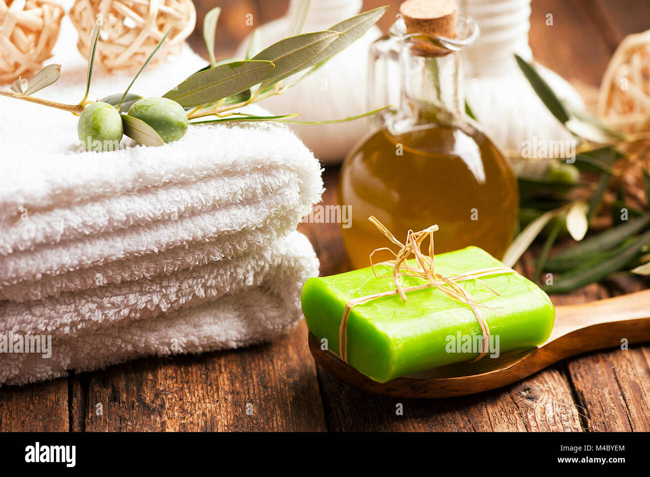 Olive liquid soap hires stock photography and images Alamy