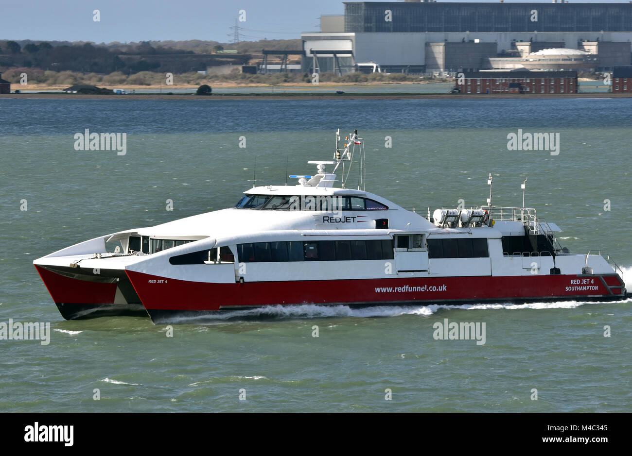 the red jet high speed ferry service to the isle of wight crossing the