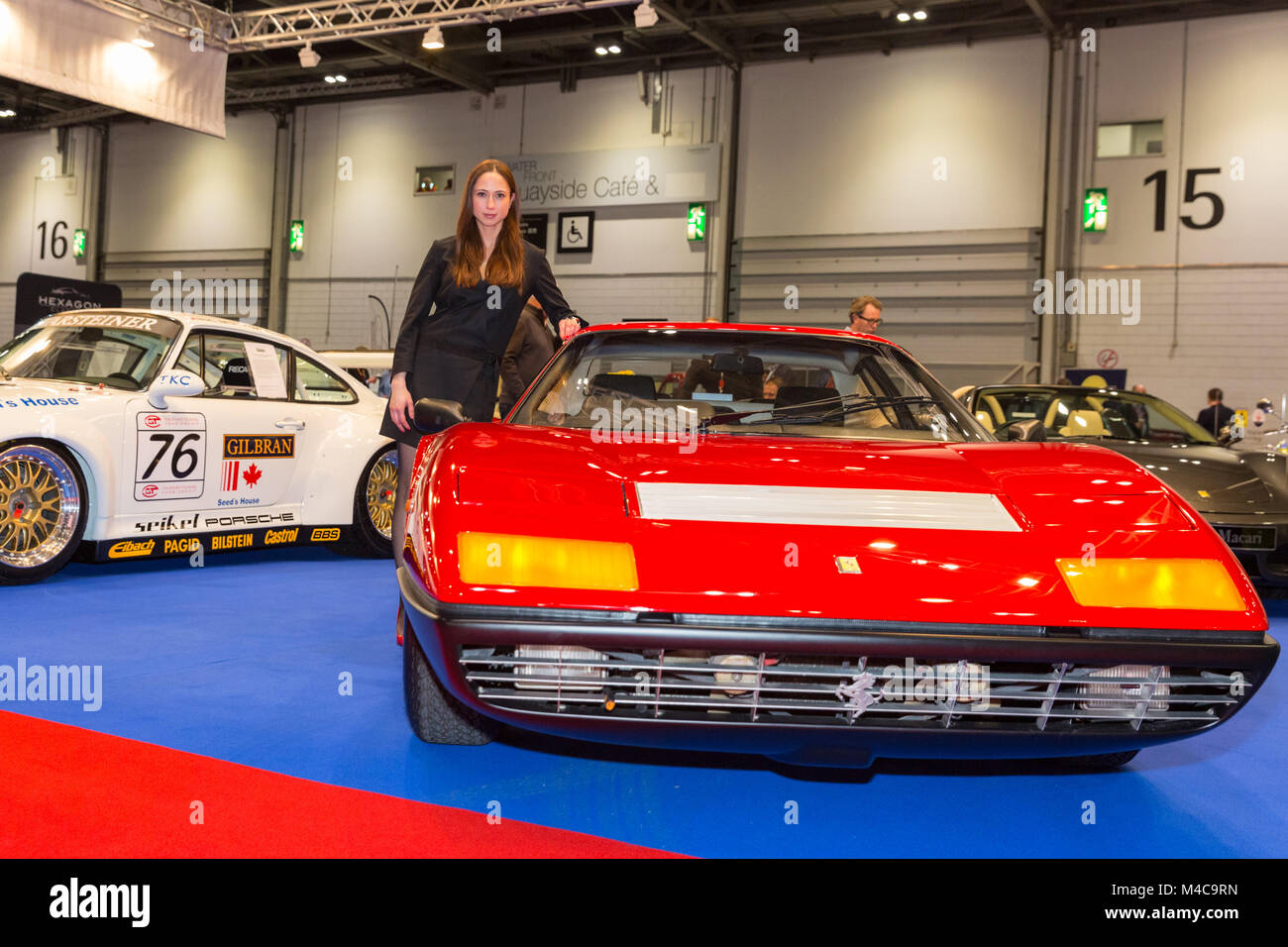 Excel London 15th Feb 18 A Young Lady From The Joe Macari Team Stock Photo Alamy